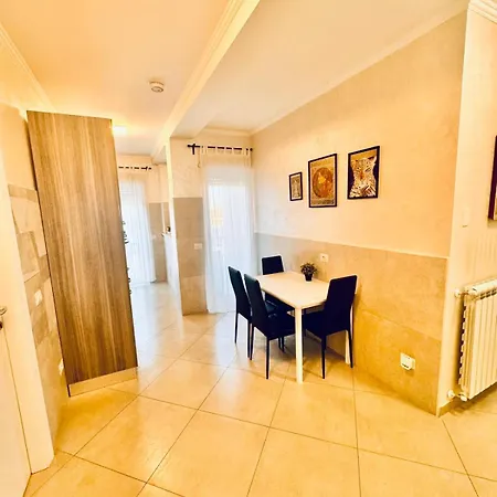 Guest house Dodo In 4*